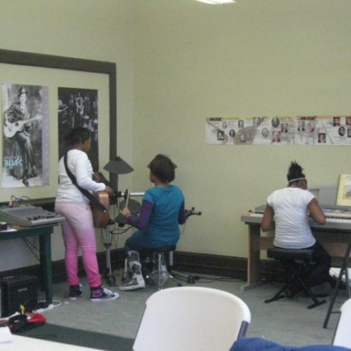 LaMonica, Rhea & Tay play together