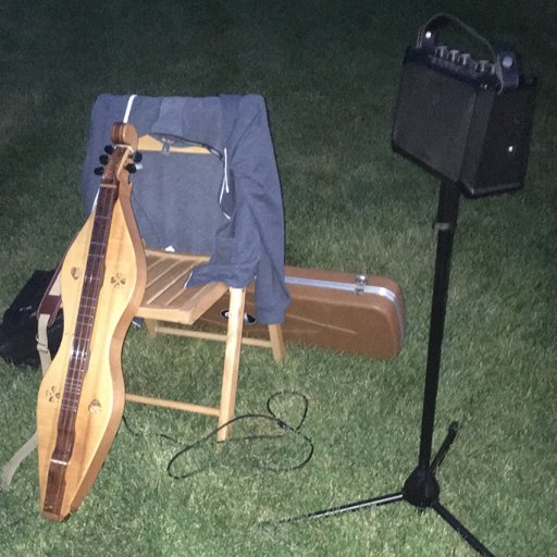 Dulcimer_outside_6_19