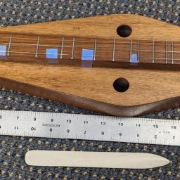 yamDulcimer.jpg