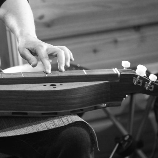 me-hand-Ferguson dulcimer-FC-Apr 2025