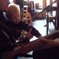 Showing Stevey the Mountain Dulcimer