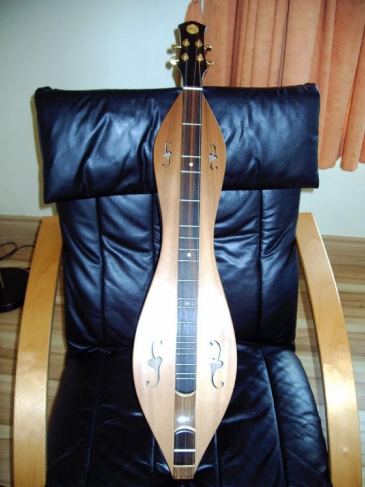 Dulcimer By Folkcraft Photos Nick O'sullivan