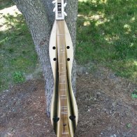 Poplar dulcimer