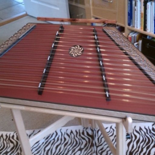 Hammered dulcimer