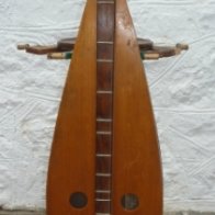 Teardrop Dulcimer by William (Bernie) Ellis