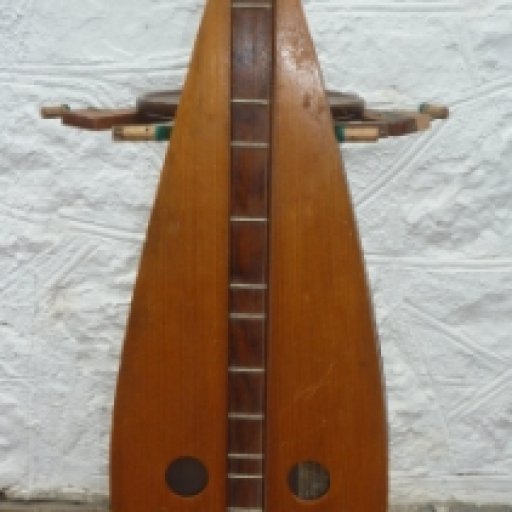 Teardrop Dulcimer by William (Bernie) Ellis