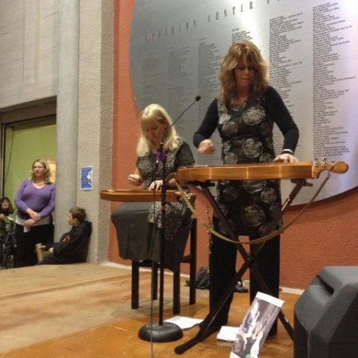 Dulcimer Girls at gig in Santa Cruz, CA