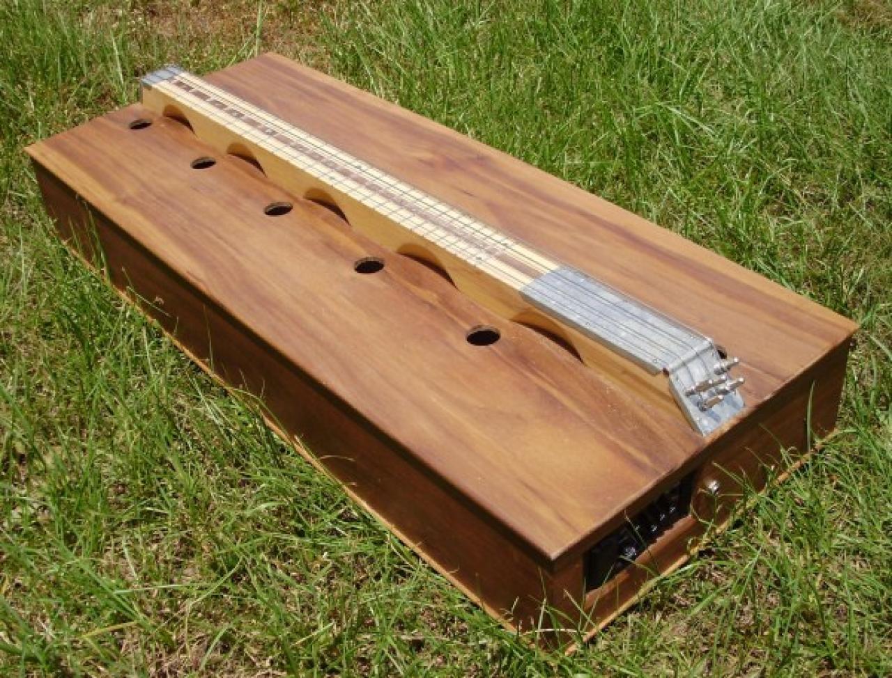 Bass Dulcimer, EADG Photos Skip