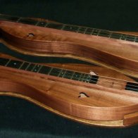 McSpadden: Ginger and standard modell with possum boards