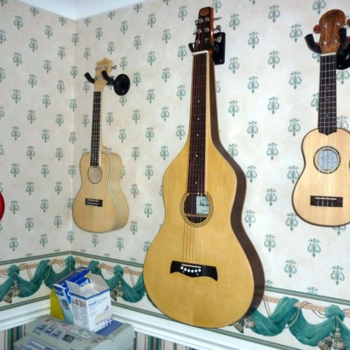 Ukes and Weissenborn