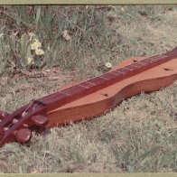 dulcimer - wooden peg model