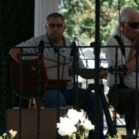 Dusty on guitar in Petaluma