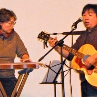 Concert before screening Hearts of the Dulcimer