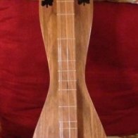 "Shamrock" dulcimer