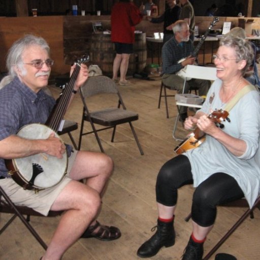 Lisa and Tim banjos 2014