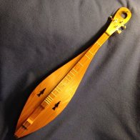 Redwood dulcimer