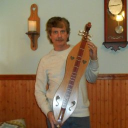 Bobs new 2017 dulcimer sm.jpg