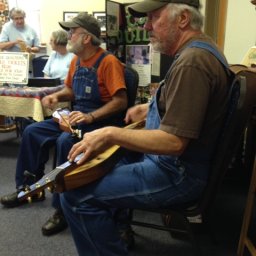 Dog House Duo Folk Festival 2017.jpg