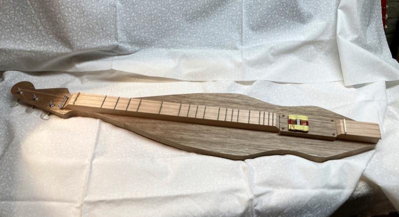 Shelton  Electric Dulcimer  1.jpg