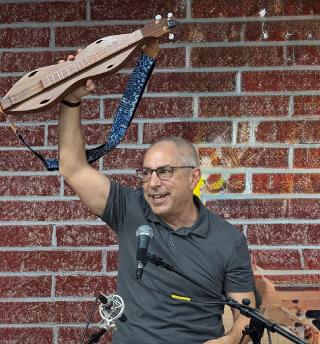 DT at Wallowa with dulcimette.jpg